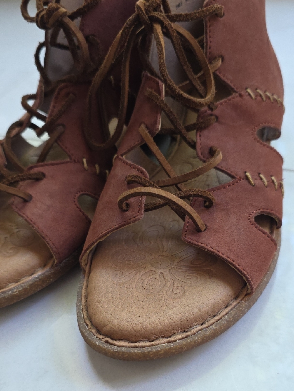 Born Lace up Genuine Leather sandals 9 40.5 Brown Mint Condition - Picture 3 of 9